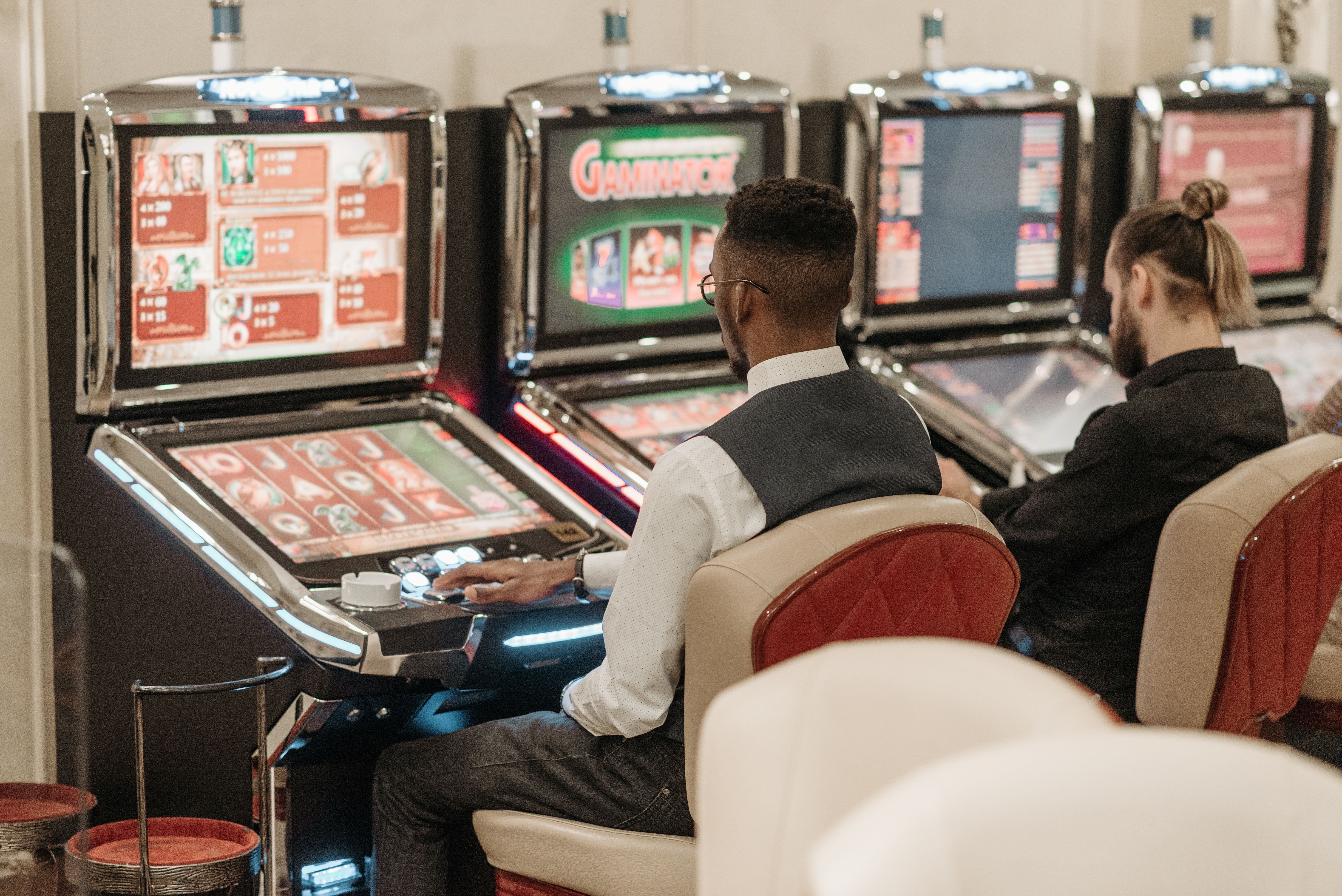 sw electronic game machine